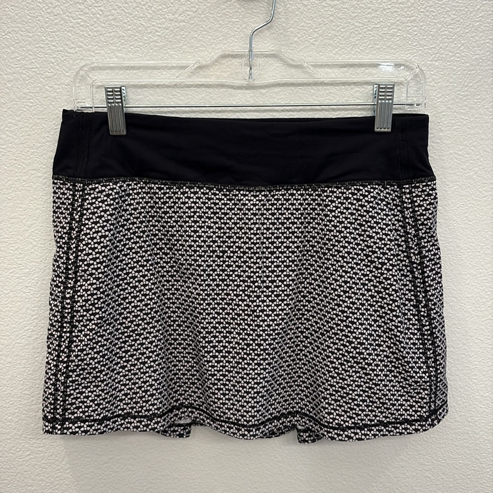 Lululemon Black White Ditsy Print Skirt Skort Classic Tennis Golf Size 6 Tall
